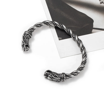 Brazalete vikingo abierto con cabezas de dragón